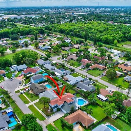 5 Bedroom Mansion With Pool And Non-Heated Jacuzzi Games In Boynton Beach Exterior foto